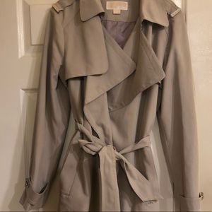 Beige lightweight jacket